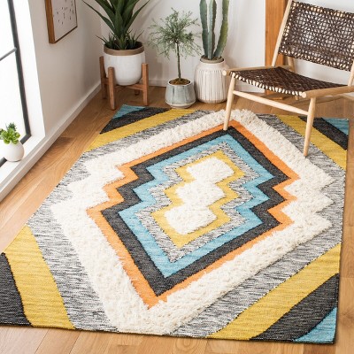 Kenya Hand-Knotted Black and Ivory Wool Area Rug