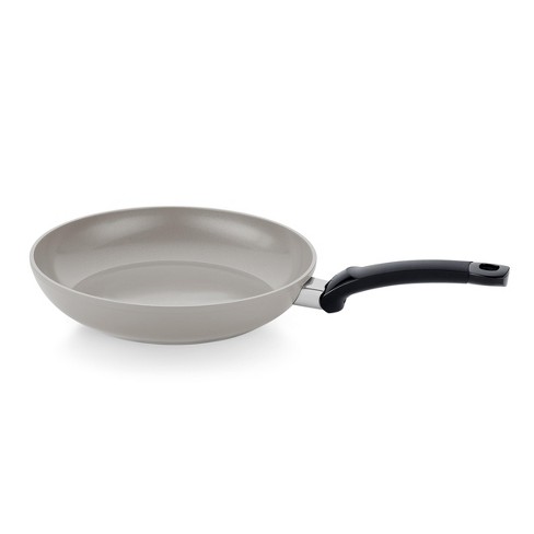 Oster Kono 8 inch Aluminum Nonstick Frying Pan in Black with Bakelite Handles