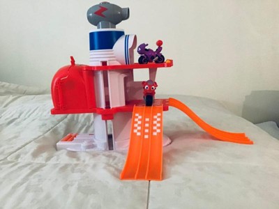 Guest review image 1 of 3, zoom in