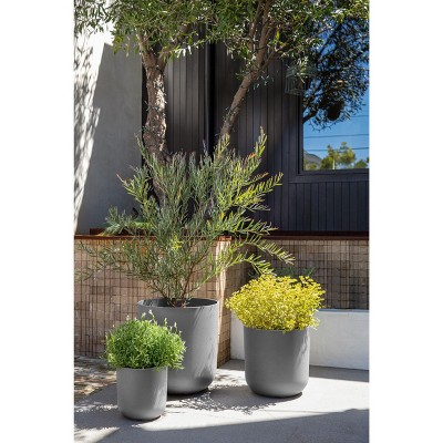 Gray Plastic Composite Indoor/Outdoor Planter Set