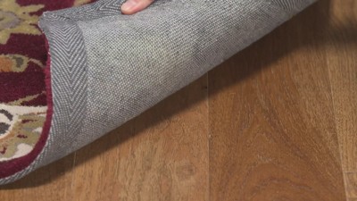 Ivory and Beige Hand-Hooked Wool Area Rug, 4' x 6'