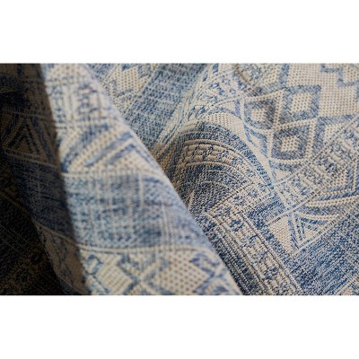 Blue Geometric Tufted Synthetic Indoor/Outdoor Rug 2' x 3'
