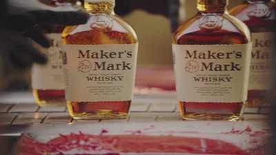 Maker's Mark Kentucky Straight Bourbon Whiskey (375ml) and Lindt