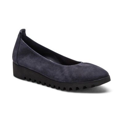 Aetrex Brianna Slip On