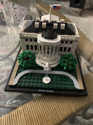 LEGO Â® Architecture White House with White House Gift Shop, Est. 1946 Gold  Seal on Box