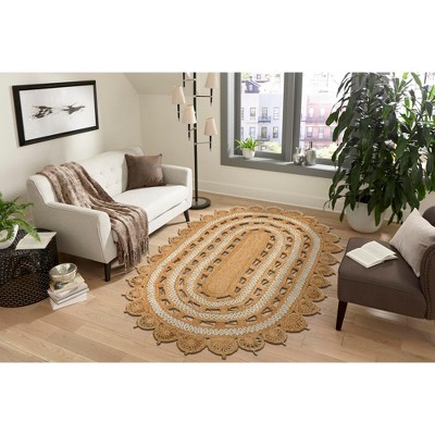 Handmade Natural and White Braided Jute Oval Rug, 4' x 6'