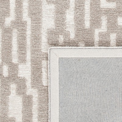 Gray 6' x 9' Hand-Tufted Wool Geometric Area Rug