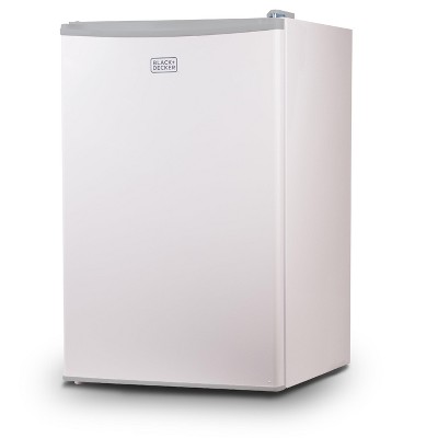 Black & Decker Nucool 1.7 Cu Ft Compact Fridge, White 