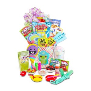 Alder Creek GIft Baskets Spring Outdoor Treats Gift - 1 of 3