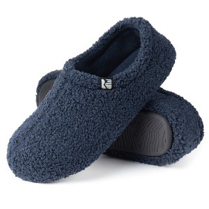 RockDove Women's Teddy Fleece Closed Back Slipper - 1 of 4