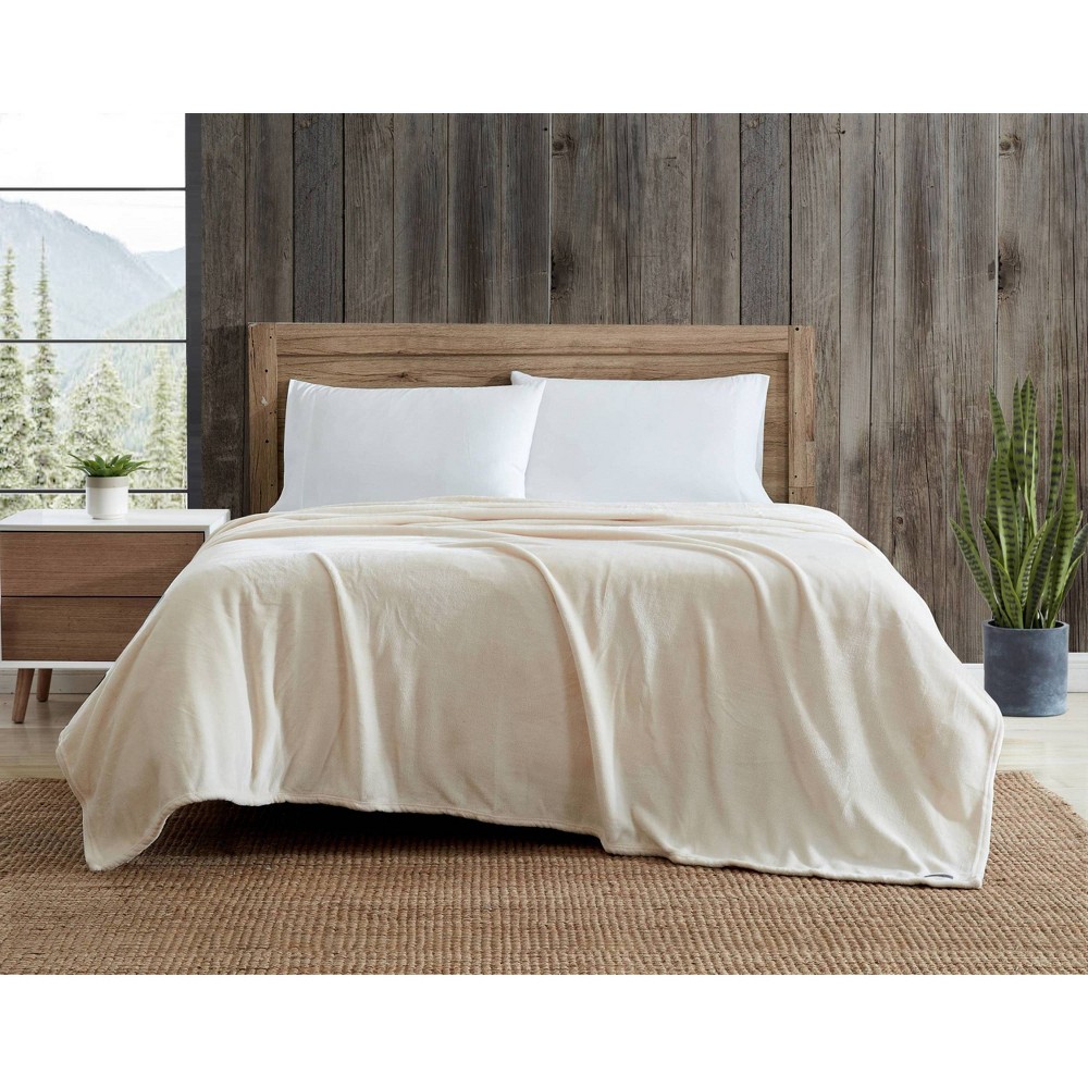 Photos - Duvet Eddie Bauer King Ultra Soft Plush Bed Blanket Ivory  