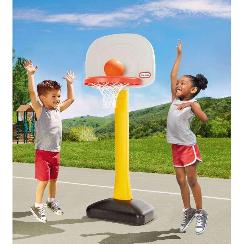 Little Tikes TotSports Basketball Set - Non Adjustable Post, 3 of 11