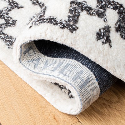 Casablanca Ivory & Black Hand-Tufted Wool Shag Rug