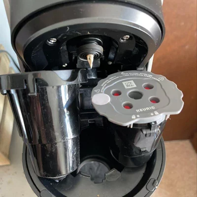 user image by LAVD, Keurig My K-cup Universal Reusable Filter Multi Stream Technology: Refillable Coffee Pod Accessory, Black, 1-Year Warranty
