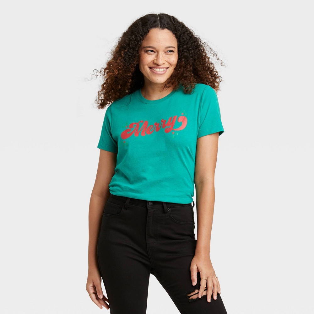 size XL Women's Holiday Merry Short Sleeve Graphic T-Shirt - Green 