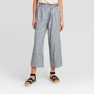 womens cropped slacks