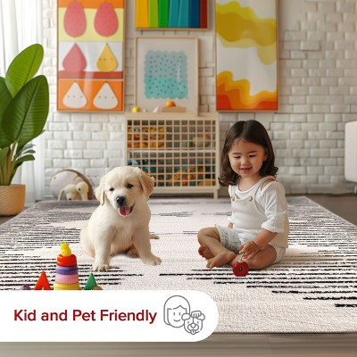 Reversible Gray Synthetic 4' x 6' Rectangular Area Rug
