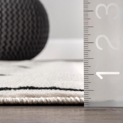 Reversible Moroccan Tribal Design Gray 4' x 6' Synthetic Area Rug