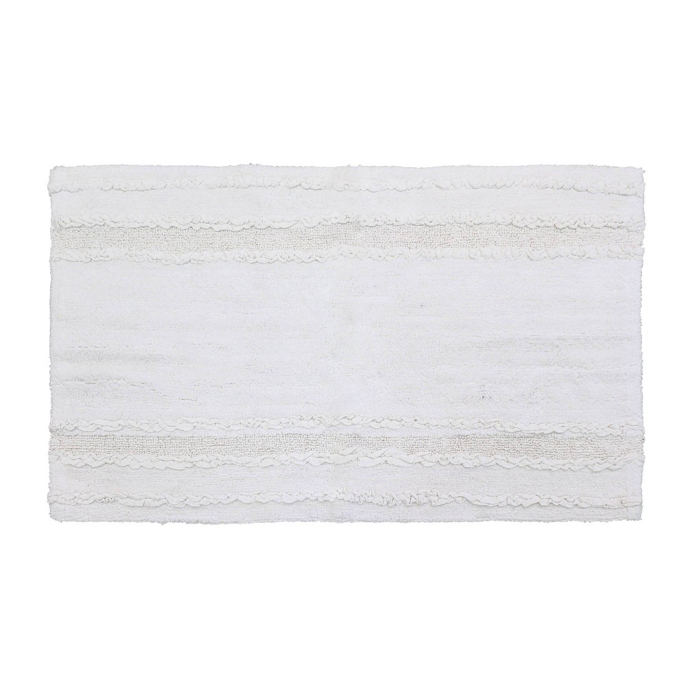 17inx24in Ruffle Border Collection 100% Cotton Bath Rug White - Better Trends