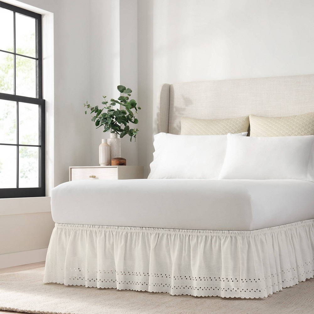 Photos - Bed Linen White Wrap Around Eyelet Ruffled Bed Skirt  (75" X 39") - EasyF(Twin/Full)