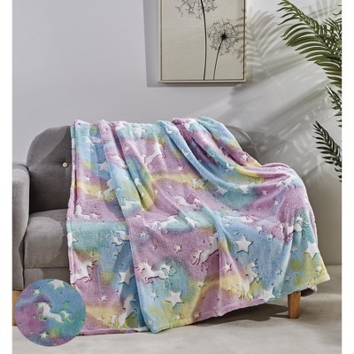 Big w glow best sale in the dark blanket