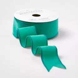 1.5" Velvet Fabric Ribbon Green 20ft - Wondershop™