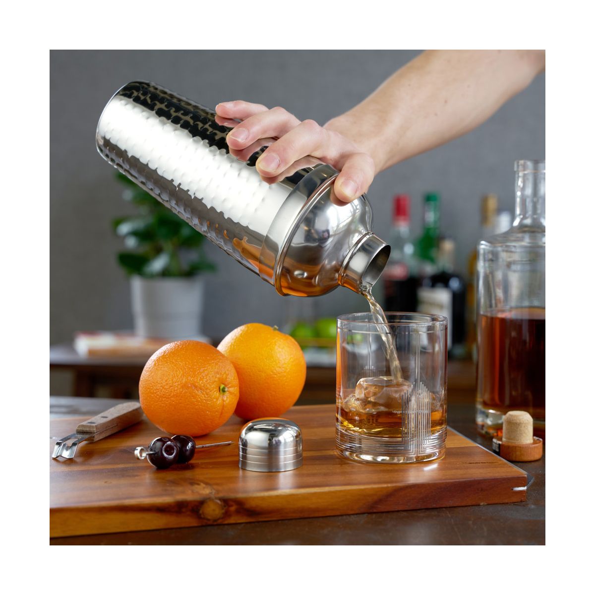 Viski Admiral Cocktail Shaker - Stainless Steel - thumbnail 6