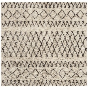 Casablanca CSB851 Hand Tufted Indoor Rug - Safavieh - 1 of 3