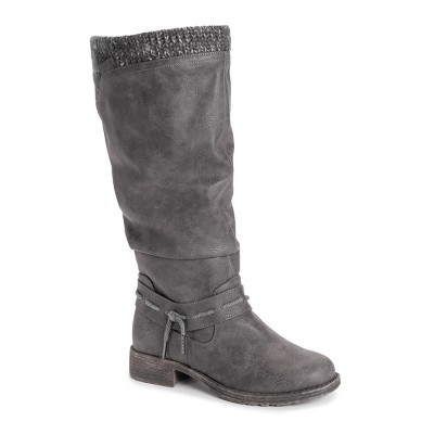 womans grey boots