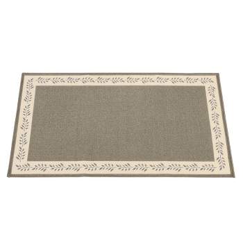 Collections Etc Leaf Border Accent Rug