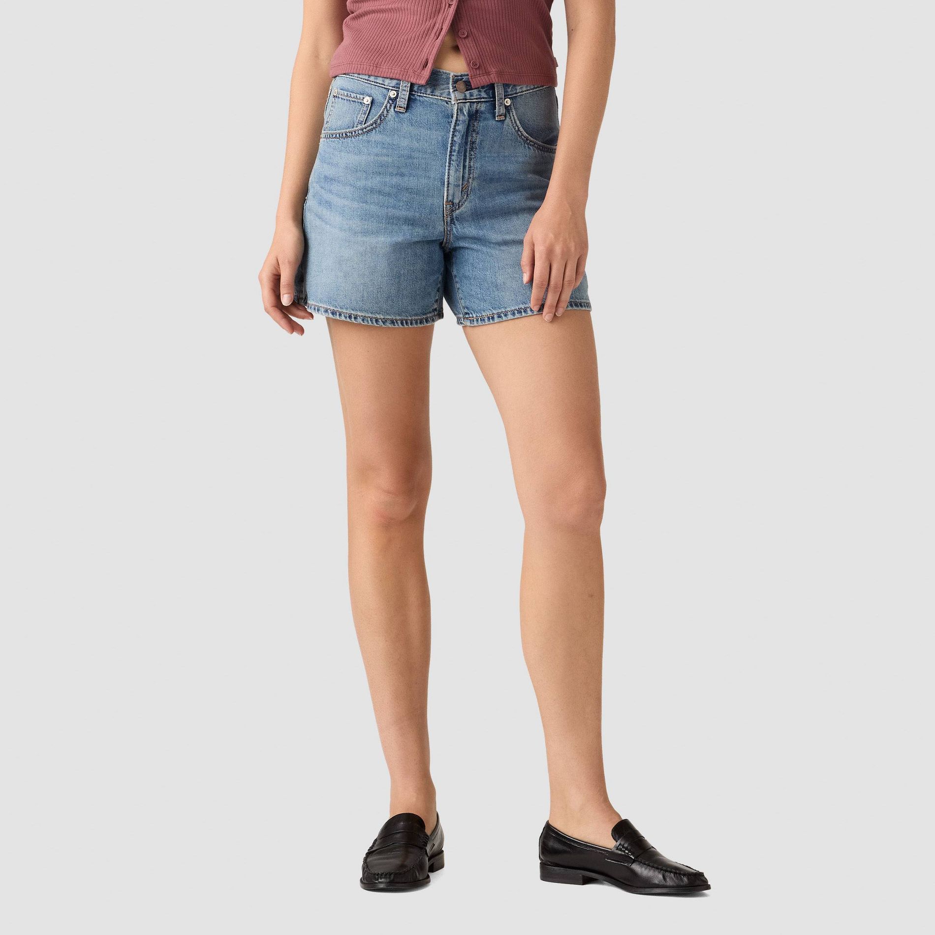 Levi's® Women's Cinch Mid-Thigh Shorts - Lift Up 25