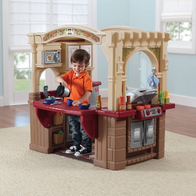 step 2 walk in kitchen with grill