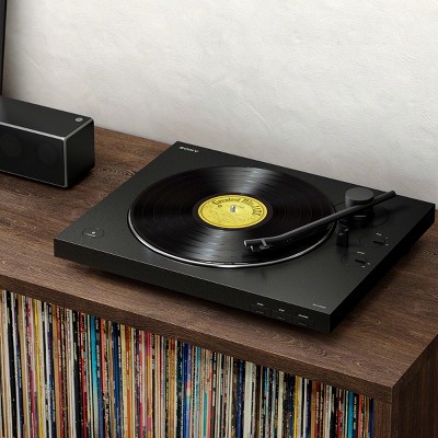 Black Aluminum Belt Drive Turntable with USB and Bluetooth