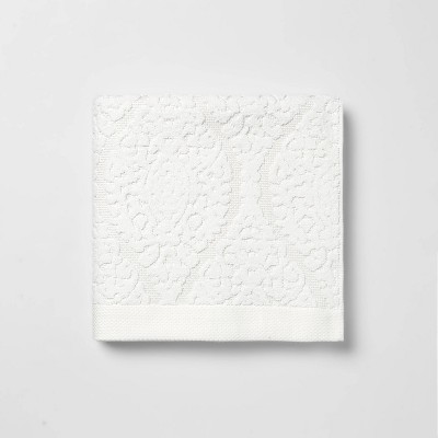 Ogee Bath Towel White - Threshold 1 ct