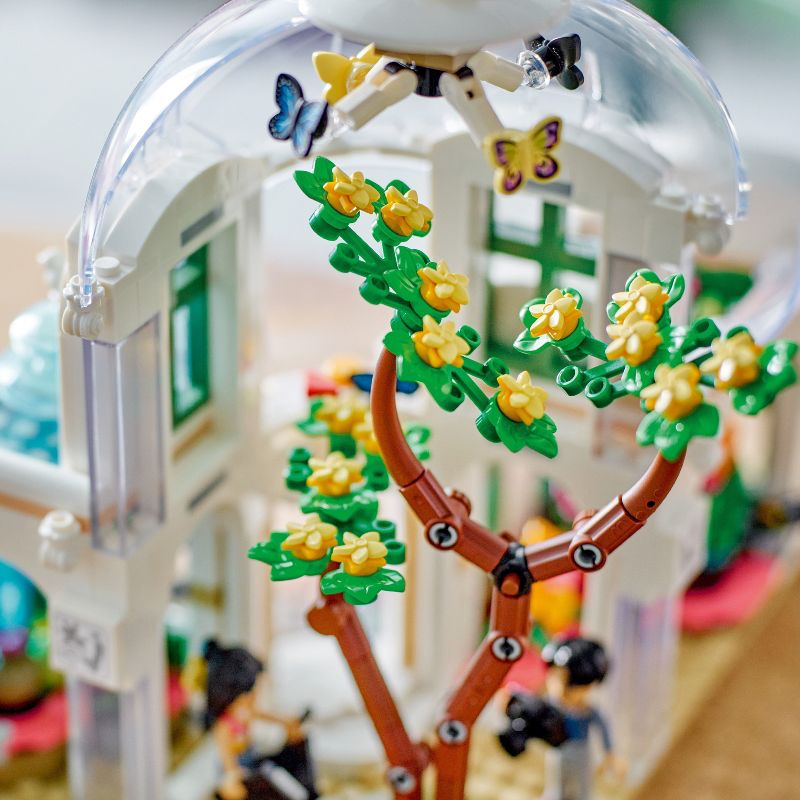 LEGO Friends Botanical Garden Greenhouse Building Toy 41757, 5 of 8