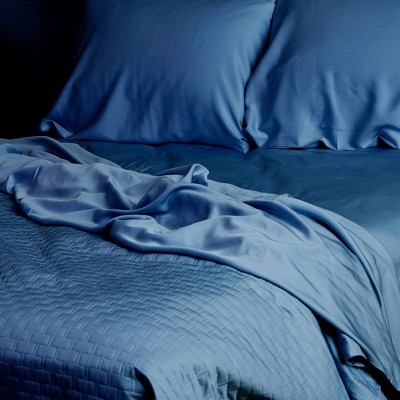 Indigo Queen Size Reversible Bamboo Quilted Coverlet