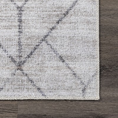 Gray Geometric 8' x 10' Washable Synthetic Area Rug