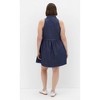 Women's Plus Size Dulce Sleeveless Dress - mid denim | CITY CHIC - 2 of 4
