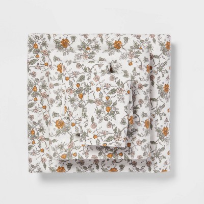 Photo 1 of *NEW* Queen Fall Pattern Flannel Sheet Set Floral 