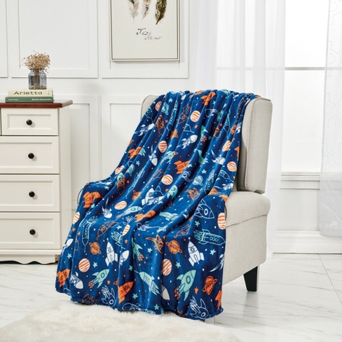 Target blanket online chest