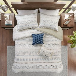 Okak Queen/King 3-Piece Tufted Woven Medallion Bed Duvet Cover Set,Comfortable Coverlet Bedding Sets,Machine Washable - 1 of 4