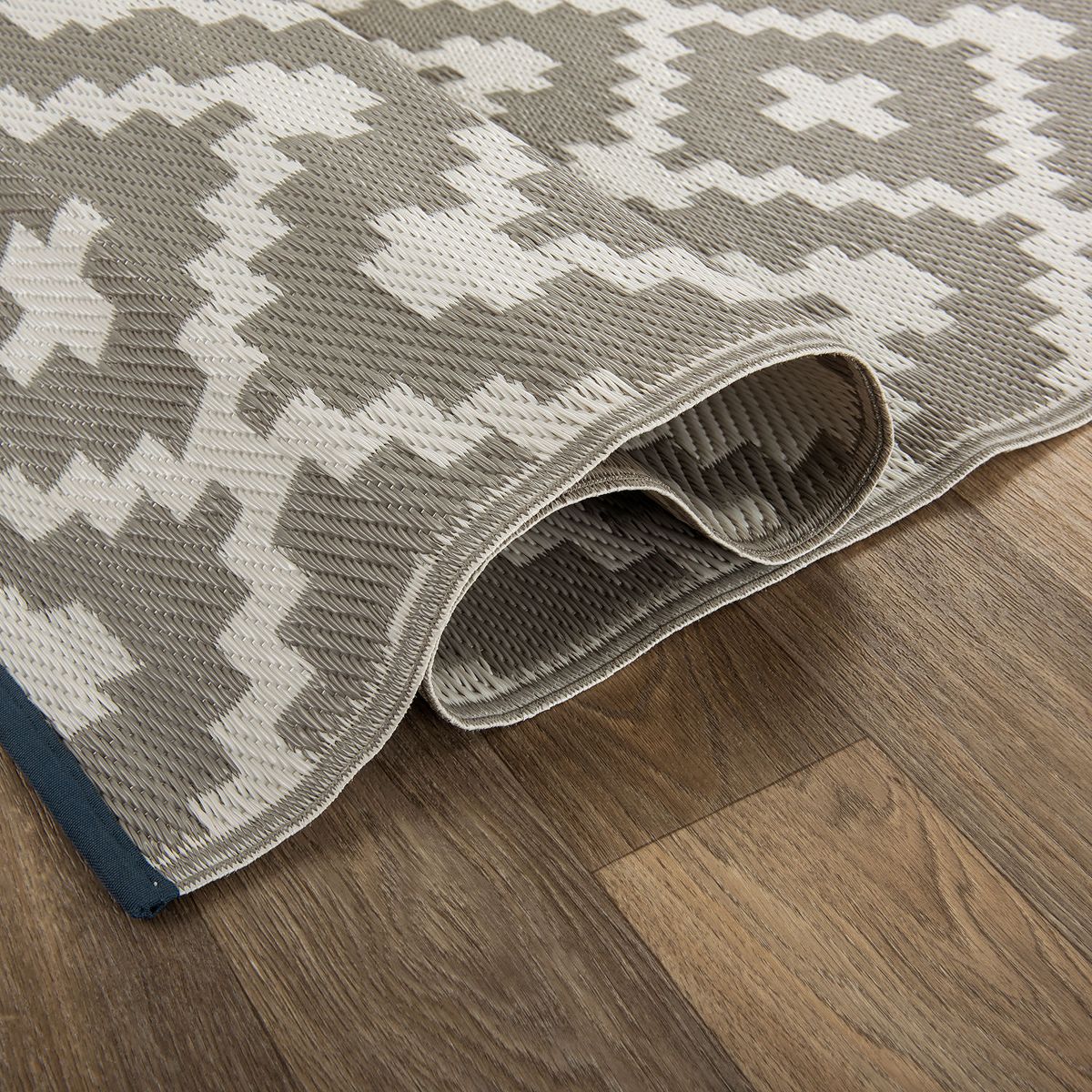 World Rug Gallery Trellis Geometric Reversible Plastic Indoor and Outdoor Picnic Mat, Camping Rug, RV Rug:  Quick Dry,  UV Protection - thumbnail 5