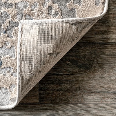 Light Grey Abstract Reversible Synthetic Area Rug 7x9