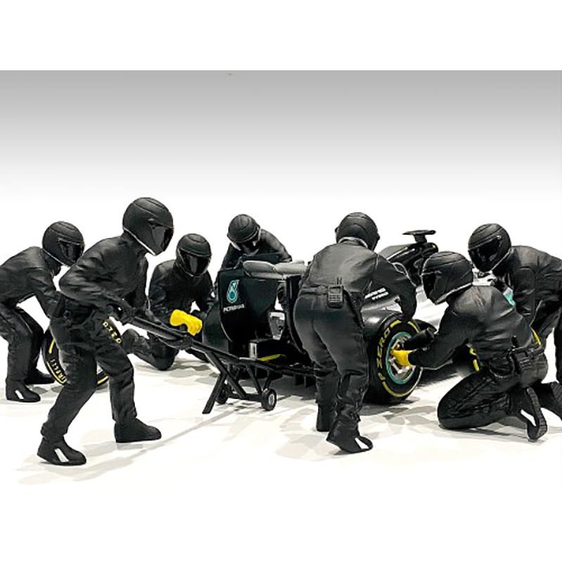 Formula One F1 Pit Crew 7 Figurine Set Team Black Release II for 1/43 Scale Models by American Diorama, 3 of 5