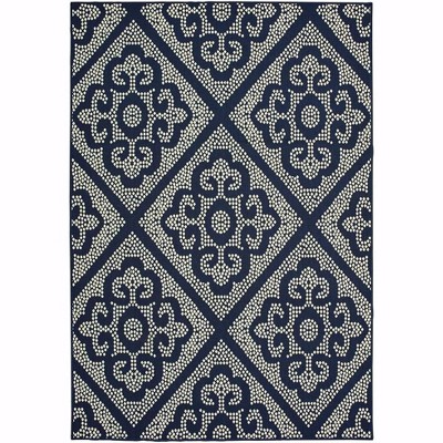 Oriental Weavers Marina 3804B Navy/ Ivory Indoor/Outdoor Area Rug - 8'6" x 13'