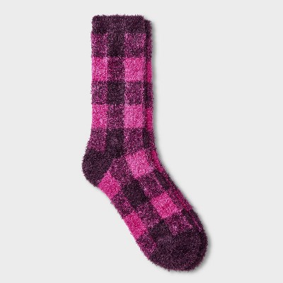 Women's Buffalo Plaid Cozy Crew Socks - Auden™ Berry 4-10