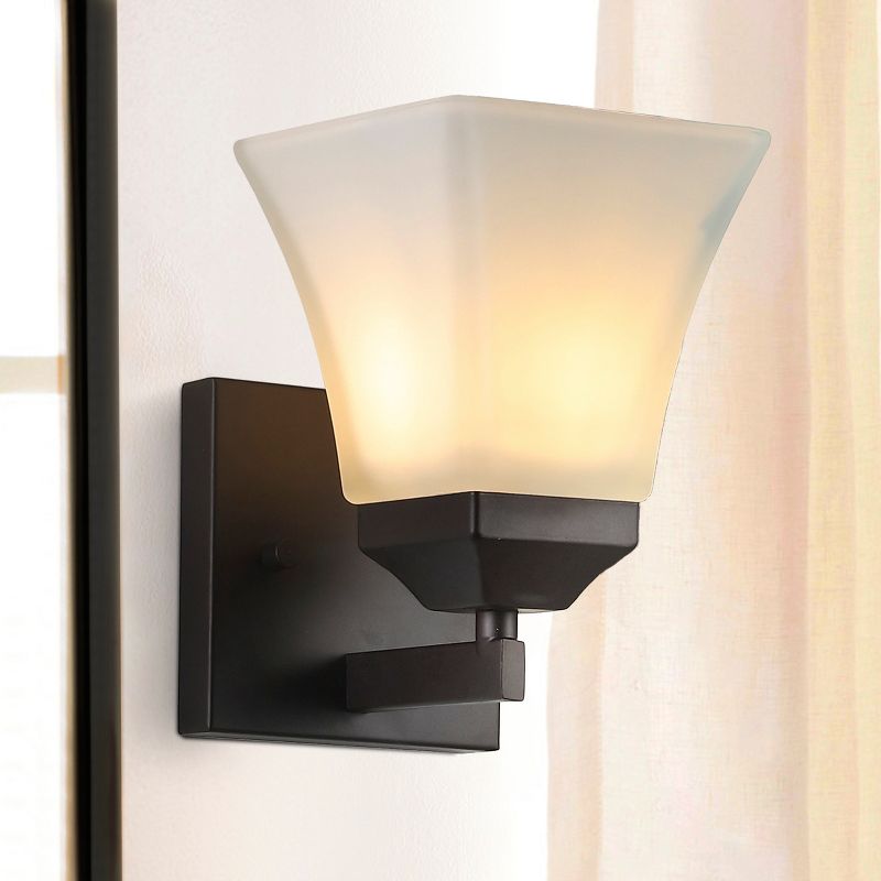 JONATHAN Y Staunton 1-Light Iron/Glass Modern Cottage LED Vanity Light, 4 of 8