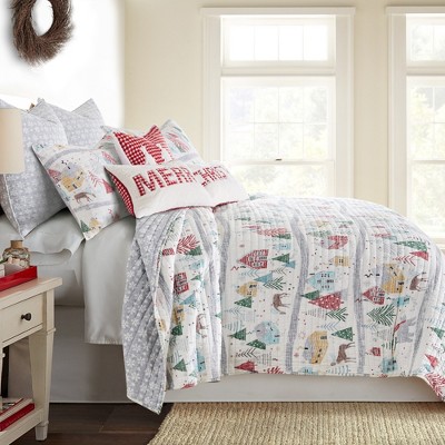 Full White Cotton Reversible Christmas Quilt Set
