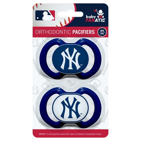 MLB New York Yankees Pink 2-Pack Bibs 