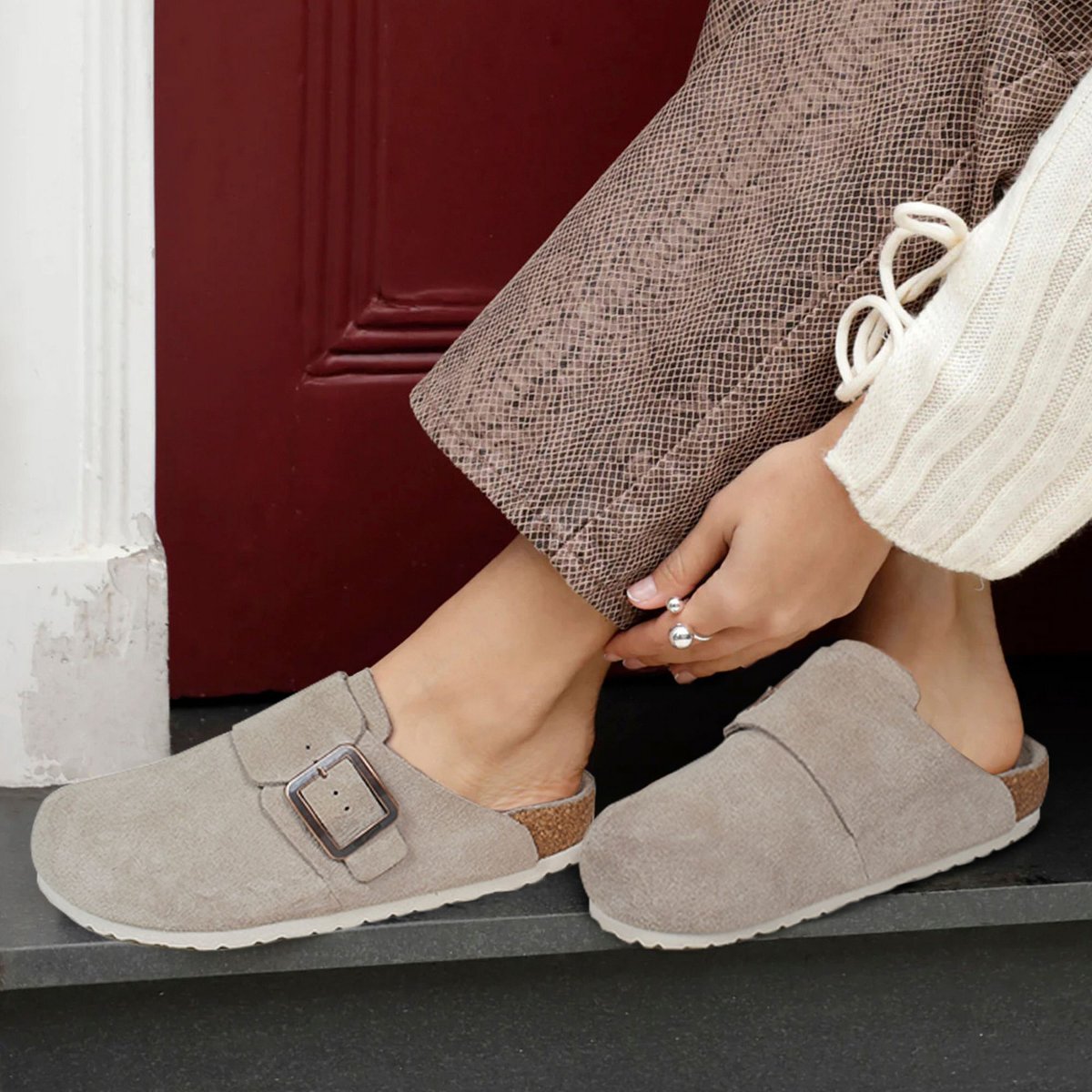 Женские сабо Aerothotic Atlas Genuine Leather Clogs for Women with Arch Support, Grey-7 — фото 4